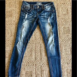 Cute jeans by Reign size juniorโ5